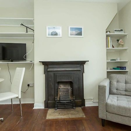 Convenient 2 Bedroom Apartment In Waterloo London Bagian luar foto