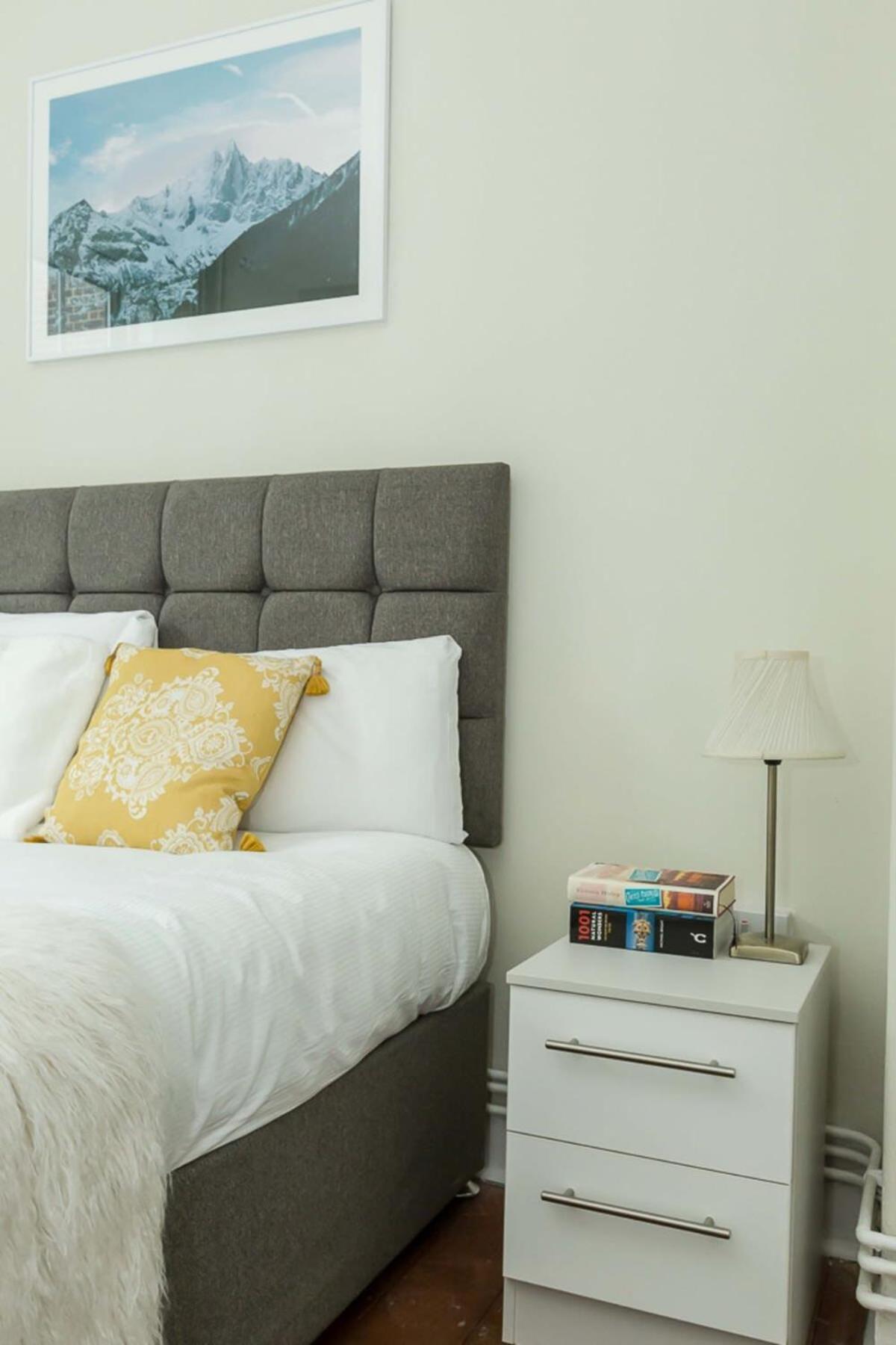 Convenient 2 Bedroom Apartment In Waterloo London Bagian luar foto